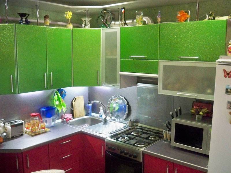 Зеленая кухня: 140 фото красивого дизайна и удачного сочетания зеленых оттенков в интерьере кухни